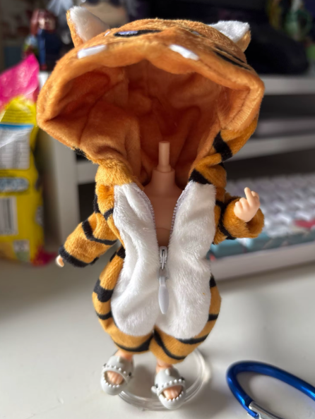 Animal Onesie Nendoroid Figures – Cute Mini Anime Collectibles with Dinosaur, Shark, Panda & More
