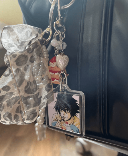 Death Note L Lawliet Cute Keychain with Cake Charms – Anime Accessory Collectible - ZenAnimeMarket